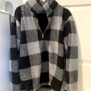 Plaid Sherpa quarter zip pullover size large